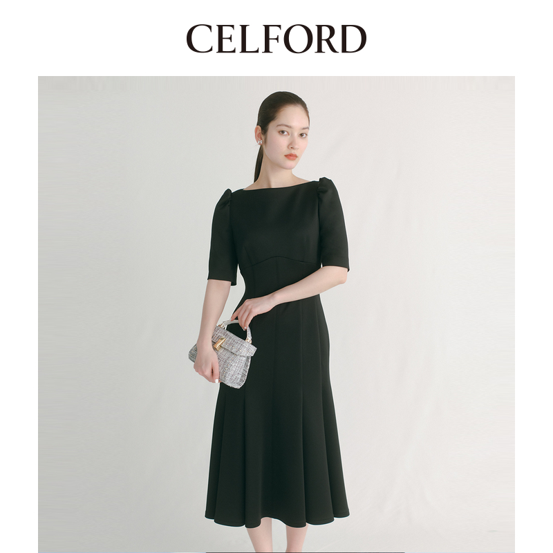 初上市价格 1720元