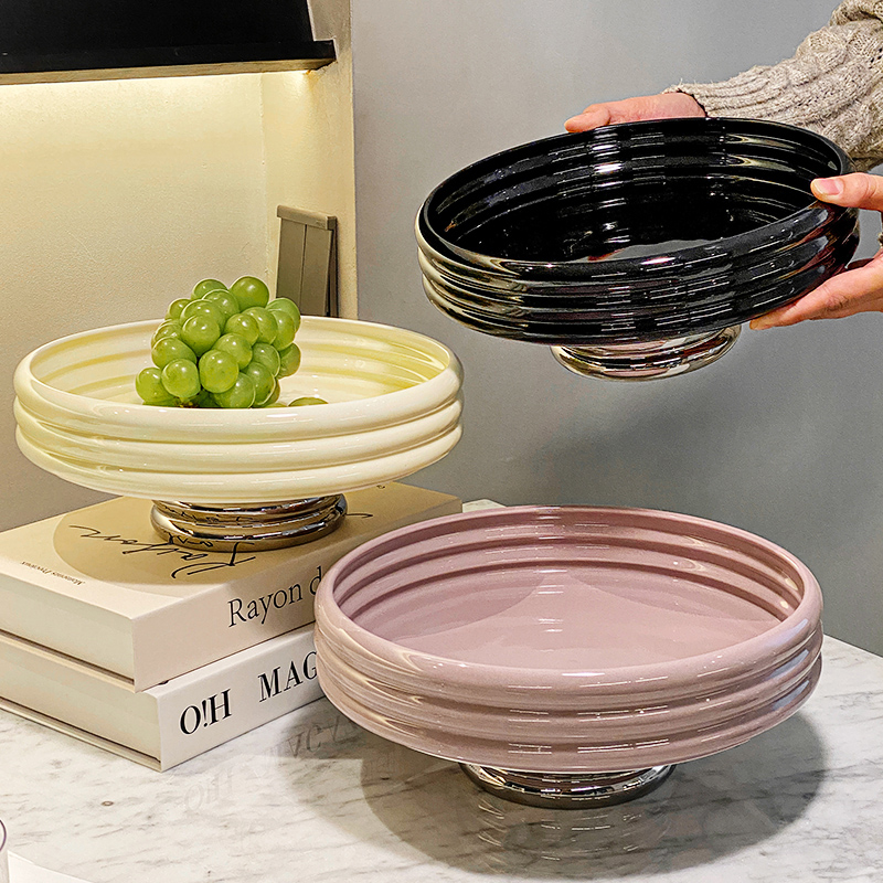 水果盘客厅家用2024新款高颜值茶几果盘轻奢风高档托盘桌面干果盘