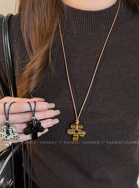 花暮轻语~花朵项链女款2025新款高端轻奢小众长款毛衣链颈链配饰