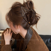 轻奢复古豹纹三角形抓夹女2025新款 高级感发量多鲨鱼夹后脑勺发夹