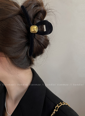 黑色金标抓夹秋冬大号发夹女2025新款后脑勺高级感鲨鱼夹发抓头饰