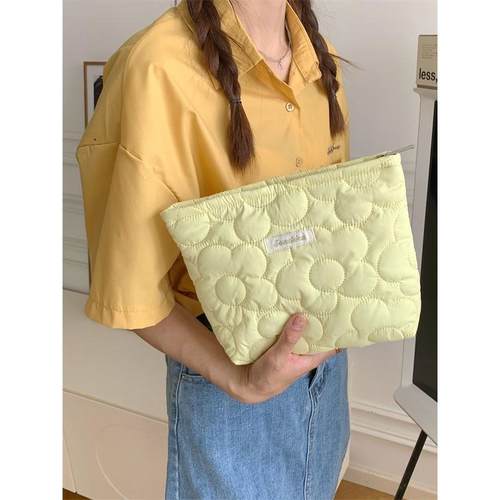 37261 新款化妆包大容量涤纶花朵收纳包可爱便携洗漱包水乳口红包