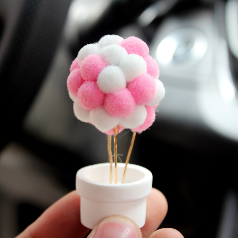 汽车香水摆件迷你花盆飞屋气球车载少女心毛绒球可爱摆件创意