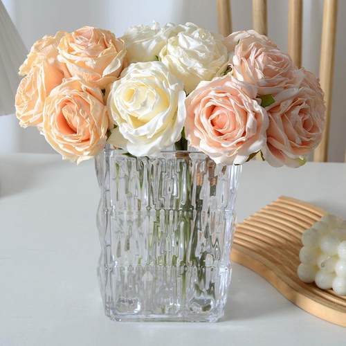 荔枝玫瑰仿真花束假花客厅装饰花艺摆件餐桌花摆设干花手捧花束定