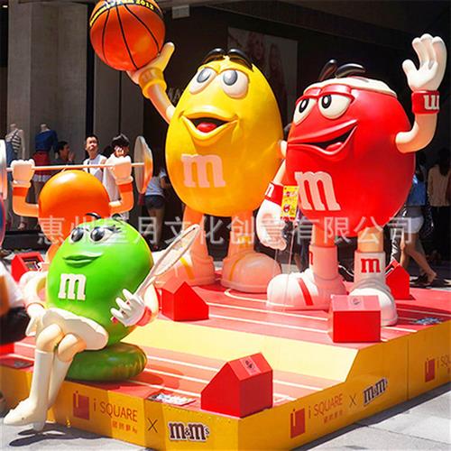 玻璃钢公仔雕塑定制商场美陈门店迎宾卡通m豆公仔景观装饰摆件