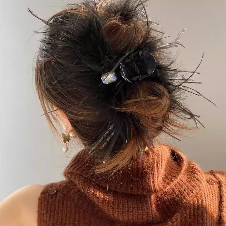 NYUNYU气质超仙镶鲨鱼发夹