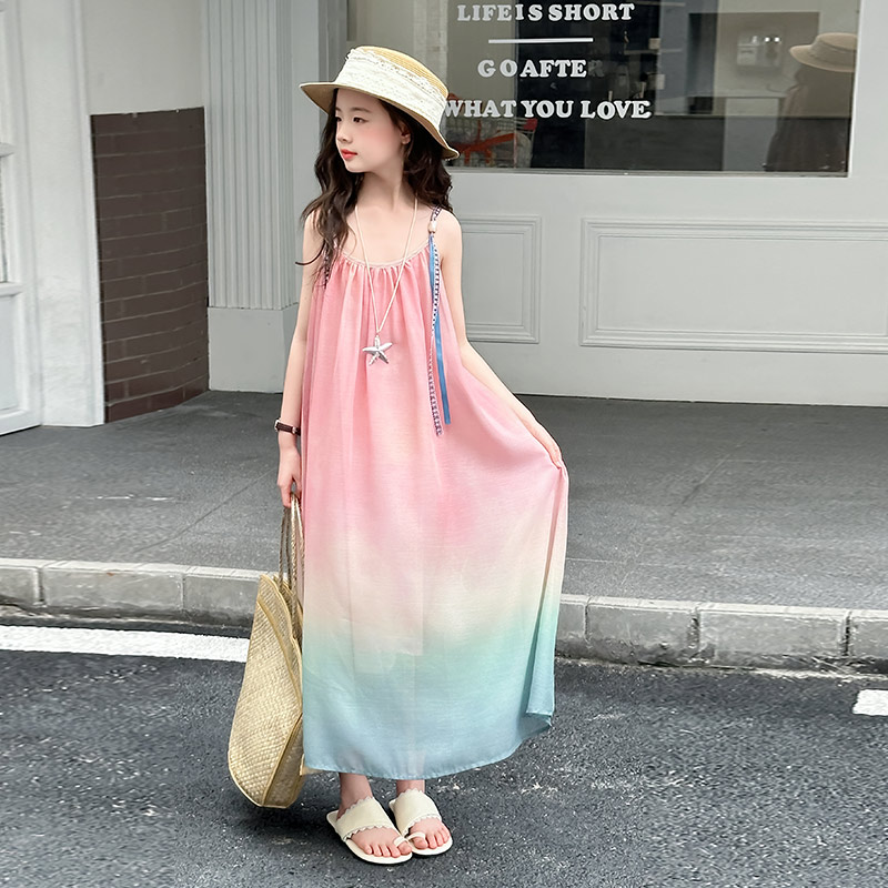 女童吊带连衣裙夏季2025新款儿童夏日长裙女大童度假风海边沙滩裙