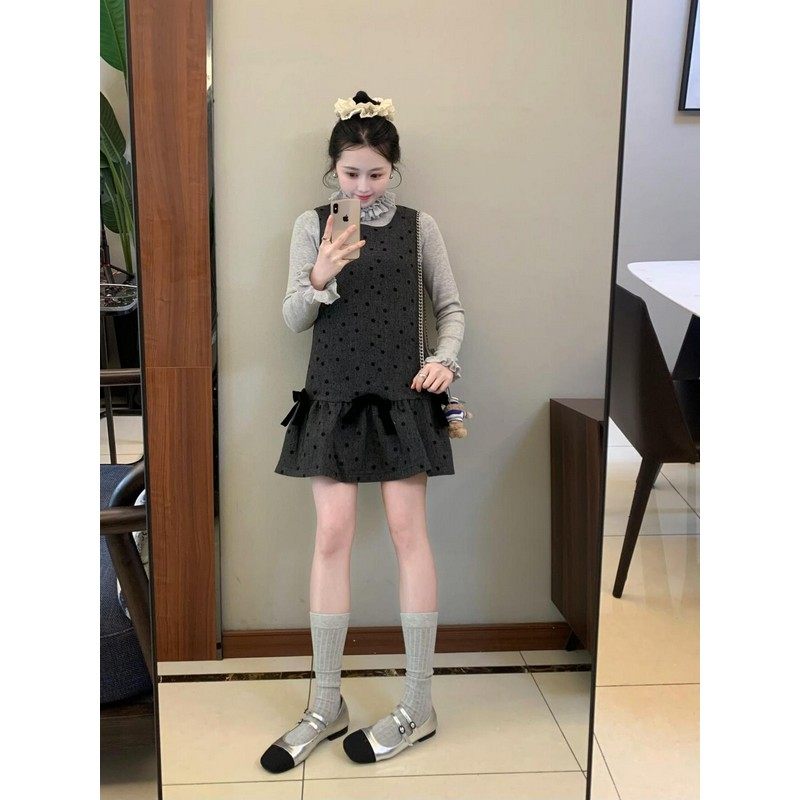 法式纯欲蝴蝶结波点背心连衣裙子女设计感小众短裙打底衫上衣秋冬