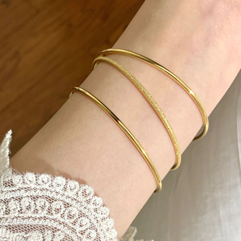 叠戴三生三世的黄金手镯女彷真实心古法18k金色细环素圈镯子首饰