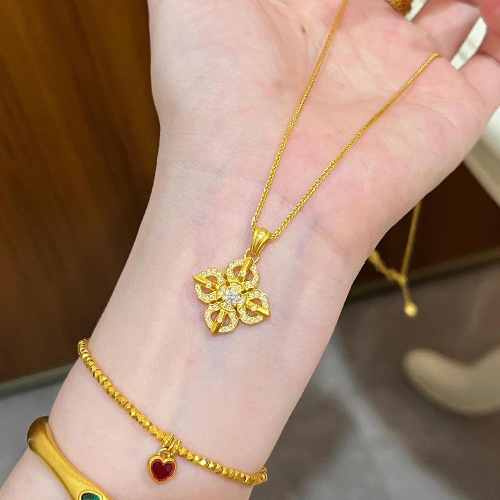 古代黄金十字架金刚吊坠的妇女充满钻石镶嵌点钻石项炼新的锁骨炼