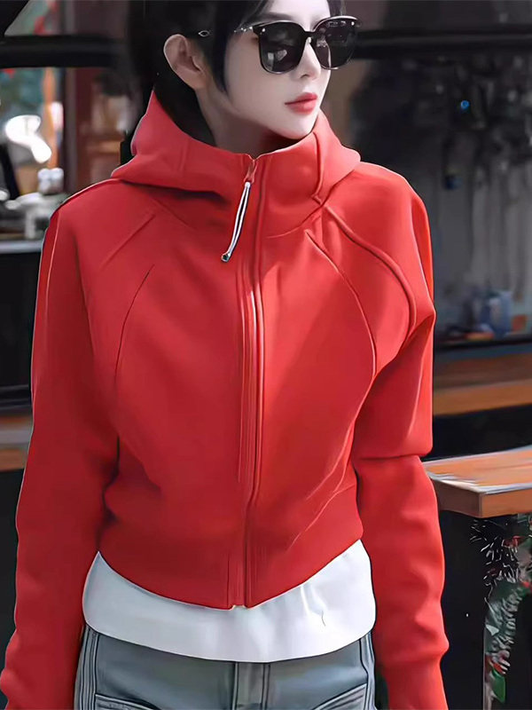 红色长袖连帽短款卫衣女秋冬欧货加绒加厚设计感时尚拉炼开衫上衣