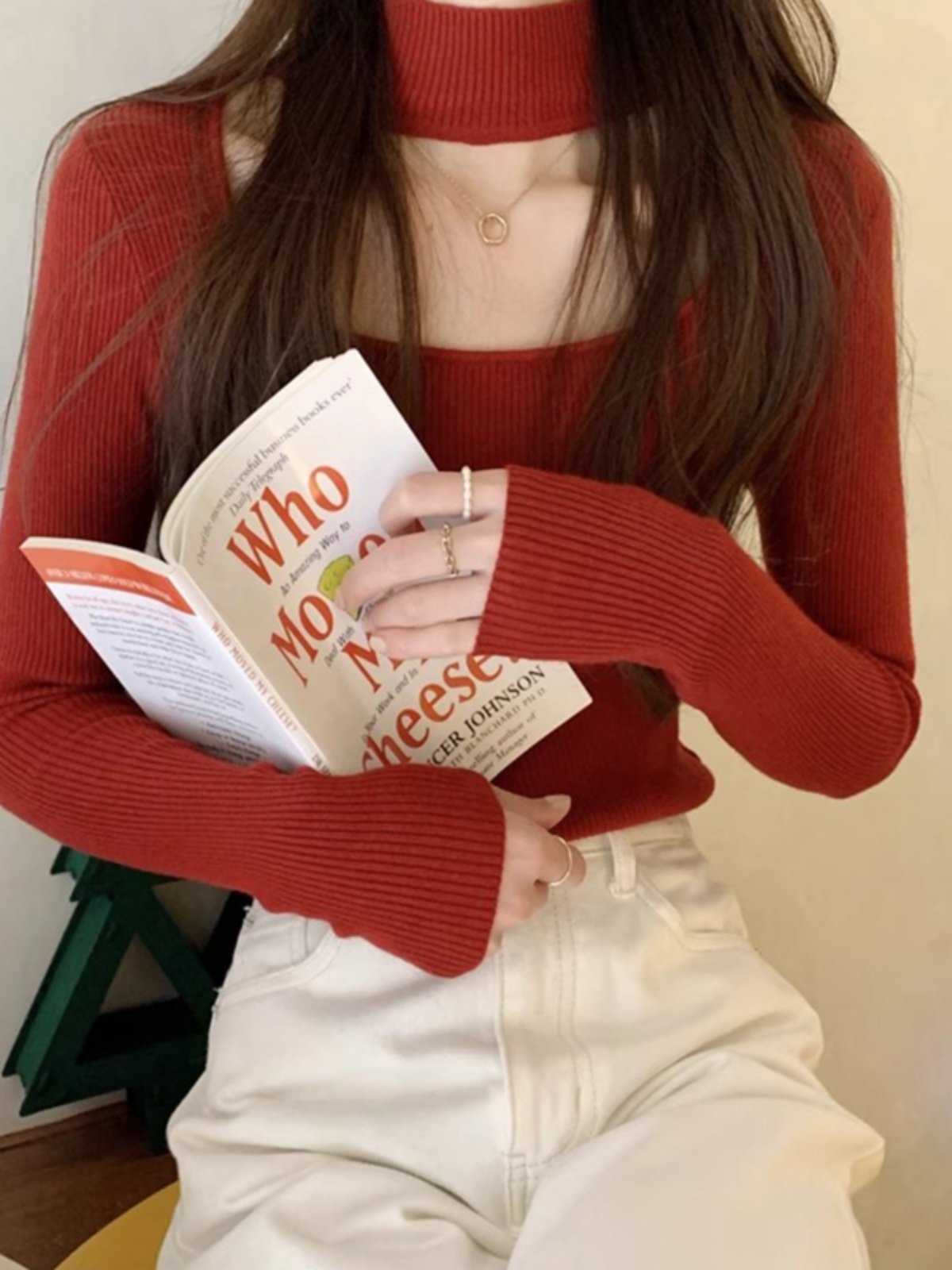 红色挂脖针织打底衫女秋冬季欧货洋气修身内搭毛衣高级感方领上衣