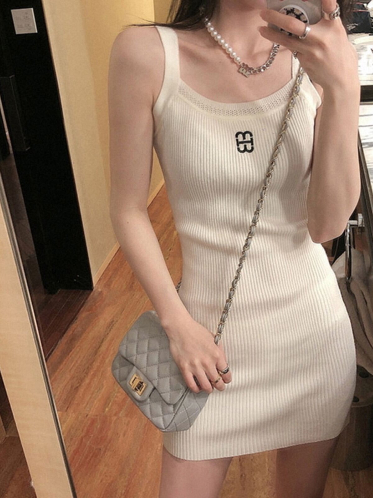 采购产品针织吊带连衣裙的妇女，春天和秋天欧洲背心连衣裙，法国