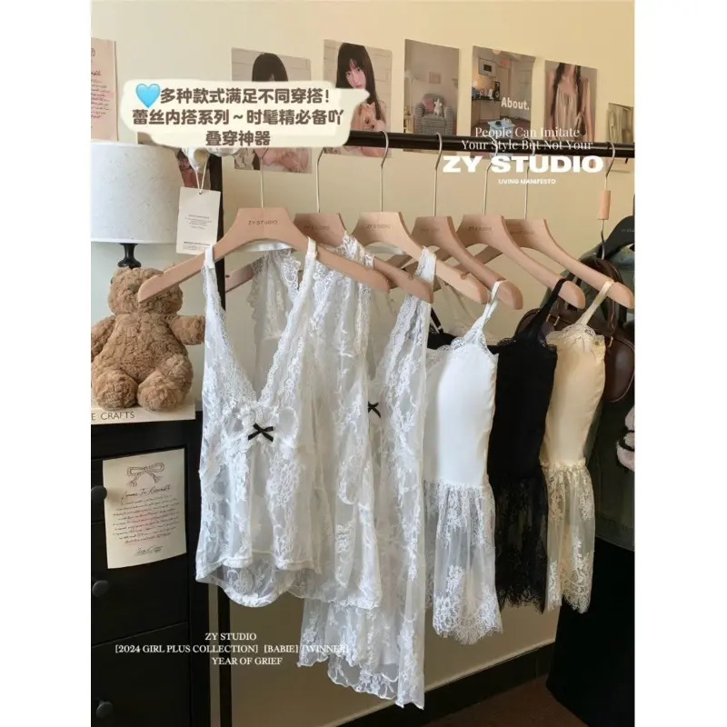 大码胖mm挂脖蕾丝吊带背心女春季甜酷辣妹内搭外穿花边绝美小上衣