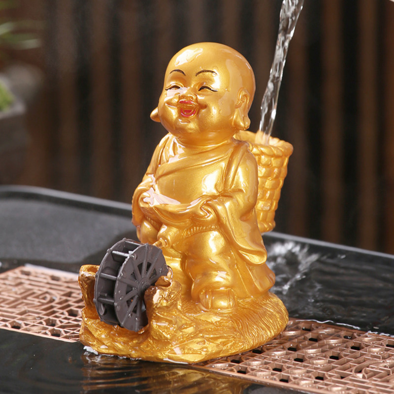 创意精品小和尚喷水尿童变色茶宠