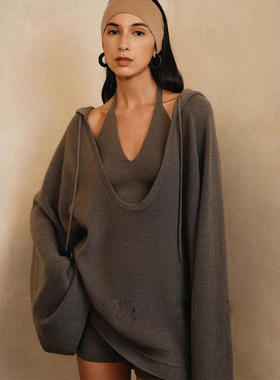 TH～ROW 小众设计师款欧美极简全羊毛懒人挂脖短裤针织套装帽衫