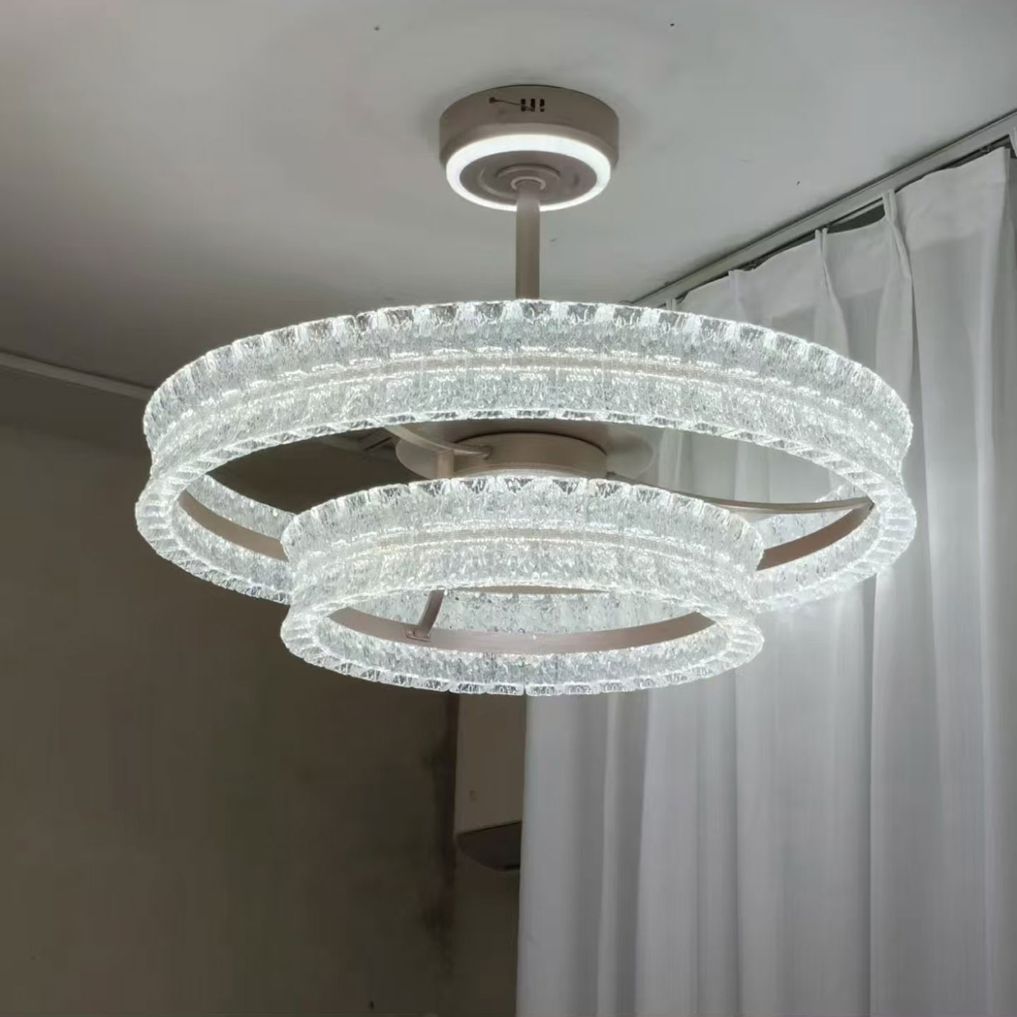 天鹅湖系列隐形风扇灯客厅家用一体吊扇灯护眼LED房间卧室餐厅灯