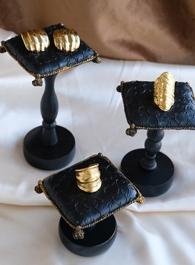 首饰展示架黑色细叶流苏枕高脚托盘饰品珠宝店铺陈列拍摄道具摆件