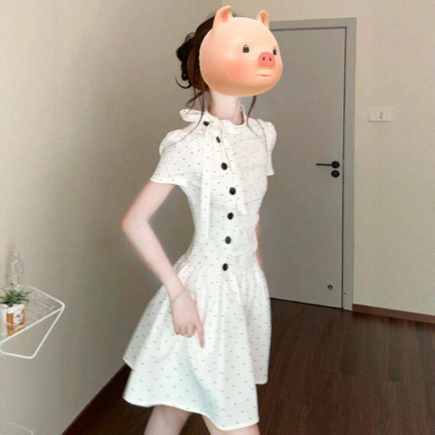 专柜小个子漂亮独特收腰蓬蓬短裙温柔风甜美白色波点连衣裙26夏季