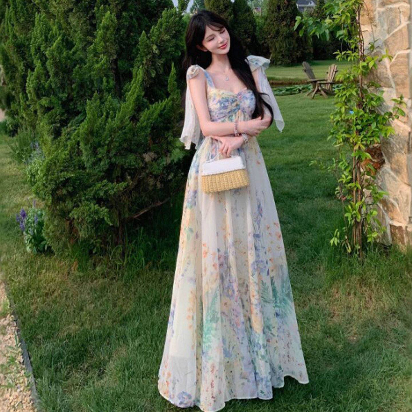 专柜法式温柔风巨好看的印花收腰显瘦吊带连衣裙绝美不撞款裙子26