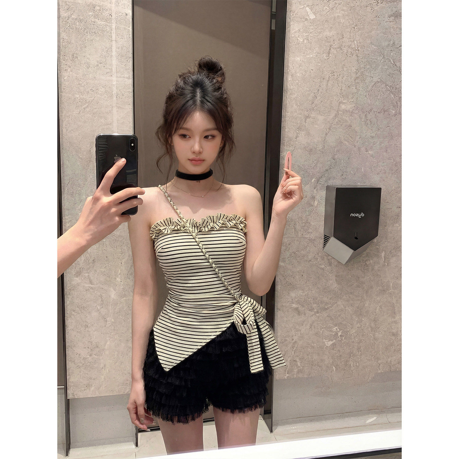 专柜条纹木耳边抹胸背心女夏外穿辣妹修身绑带不规则无袖上衣