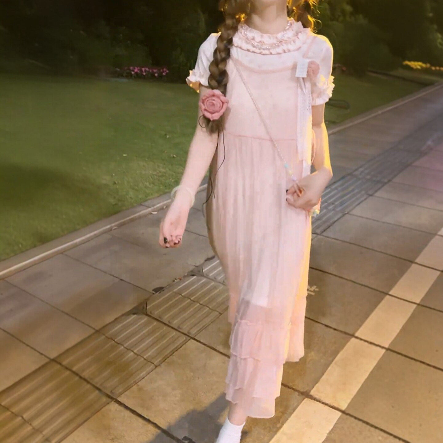 专柜法式温柔风超好看的仙女连衣裙旅游穿搭度假风休闲长裙子2026