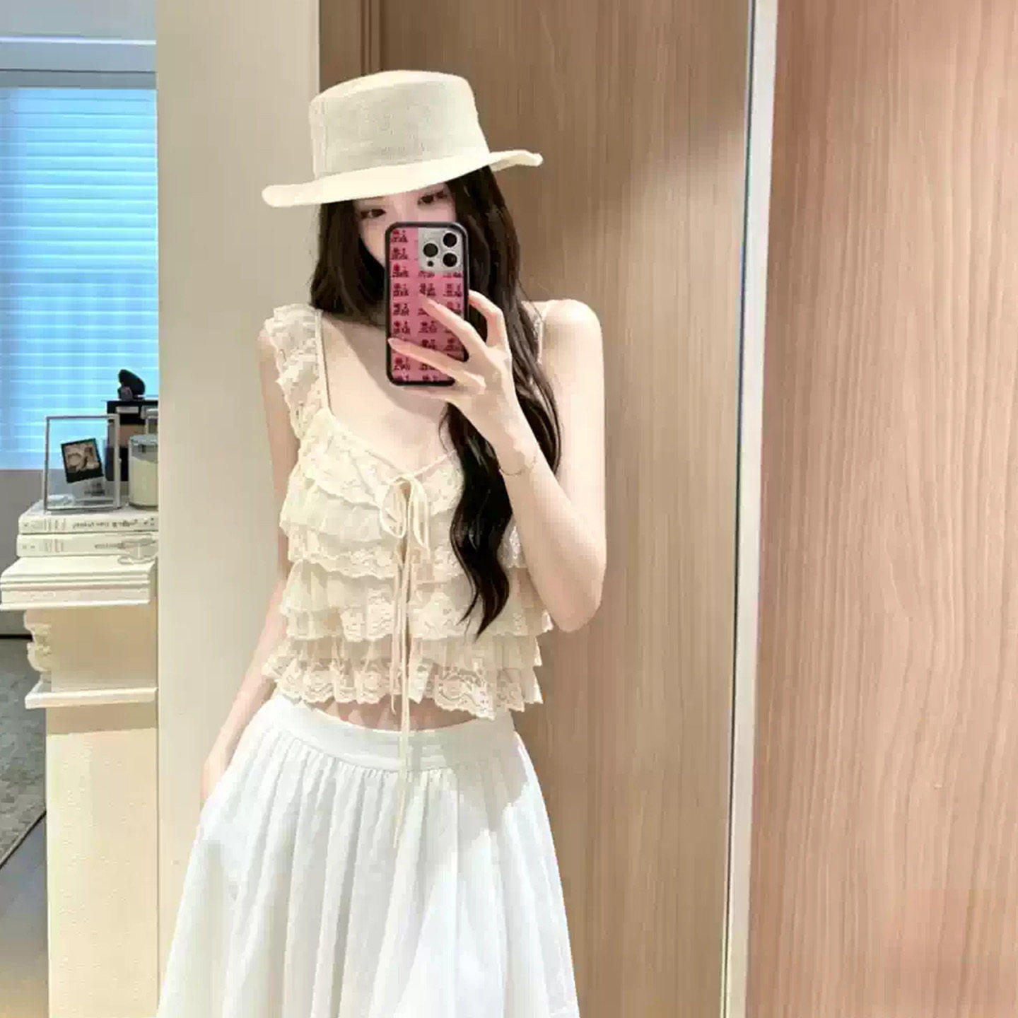 专柜法式蕾丝荷叶边吊带背心女夏外穿高级感纯欲性感气质修身短款