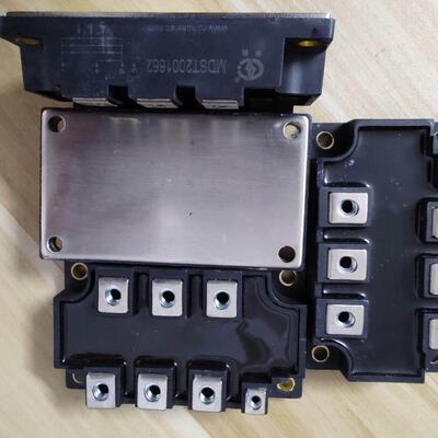 MDST2001662 有4个 包好 100元/个。