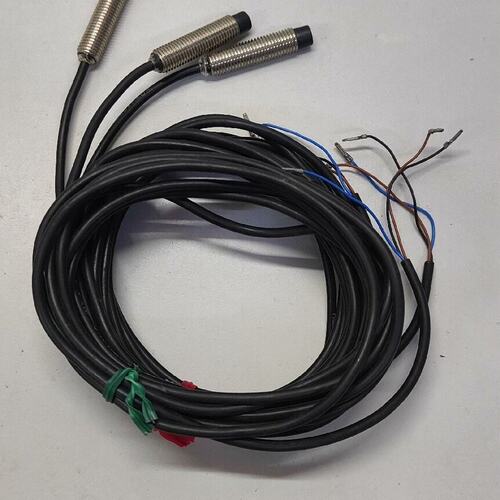 议价全新872C-D3NN8-E2传感器 3个现货