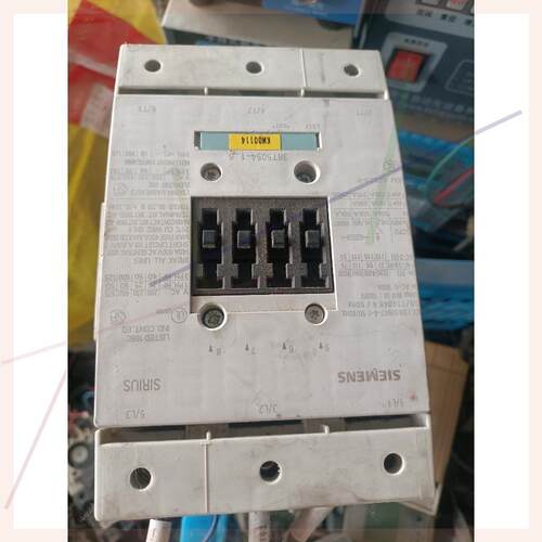 接触器3RT5054-1AP36，拆机品，成色如图，触