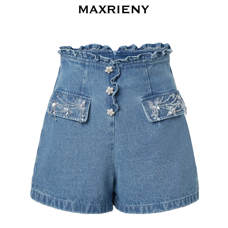 荷叶边勾勒牛仔裤，好穿又有设计感