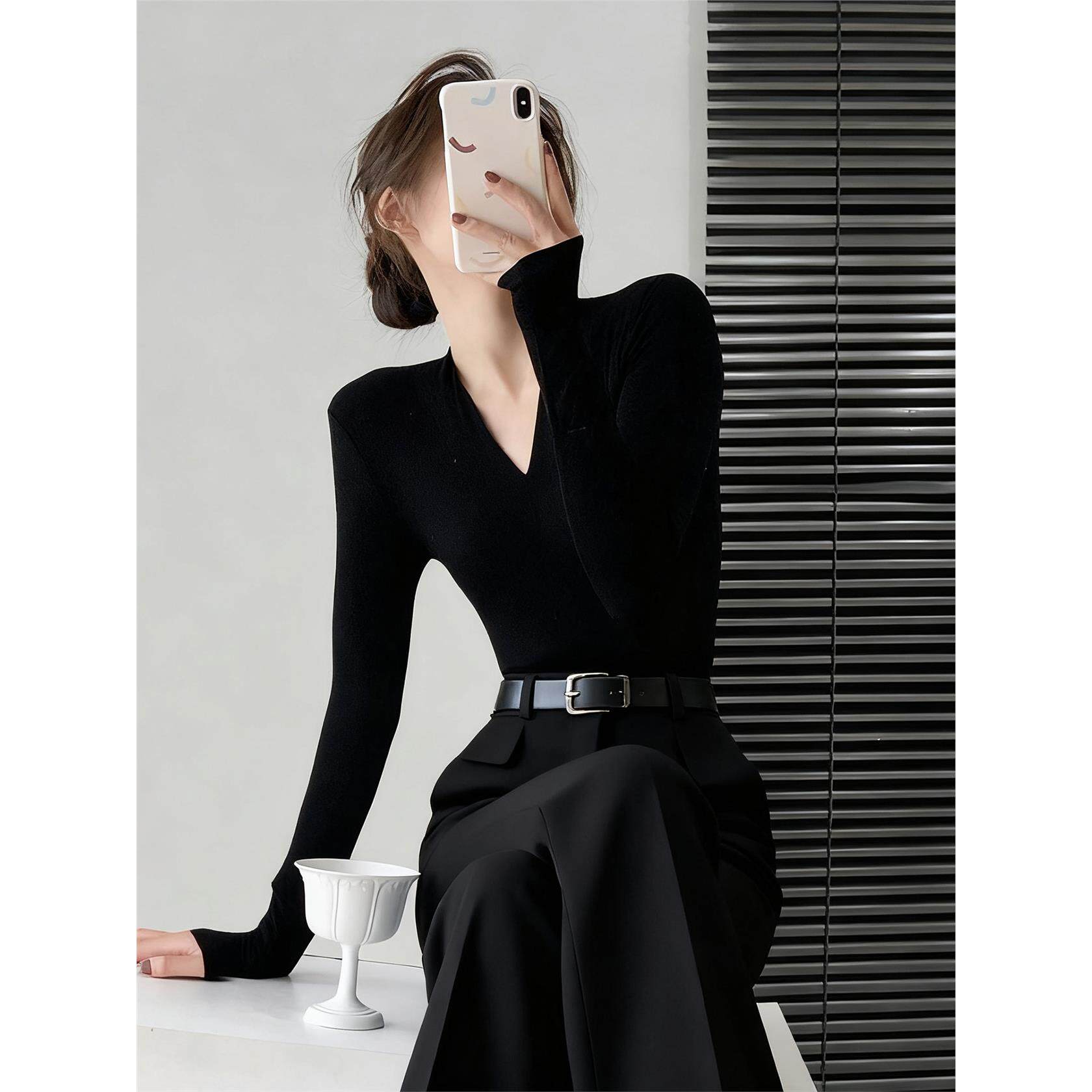 黑色v领打底衫女2025新款爆款秋冬修身内搭长袖T恤高级感针织上衣