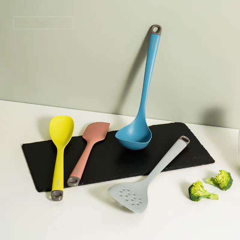 乐扣锅铲硅胶食品级耐高温