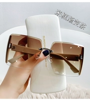 Сырой кокосовый латте (отправить зеркальную зеркальную ткань для зеркала)