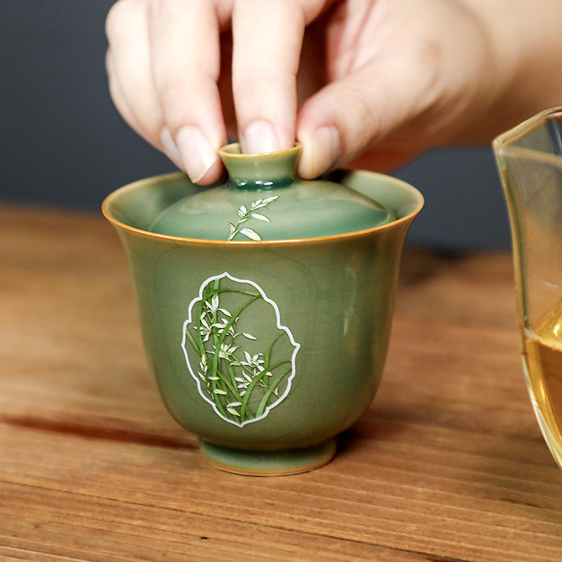 越窑青瓷梅子青铃铛盖碗茶艺手工茶杯茶碗复古单个不烫手泡茶碗