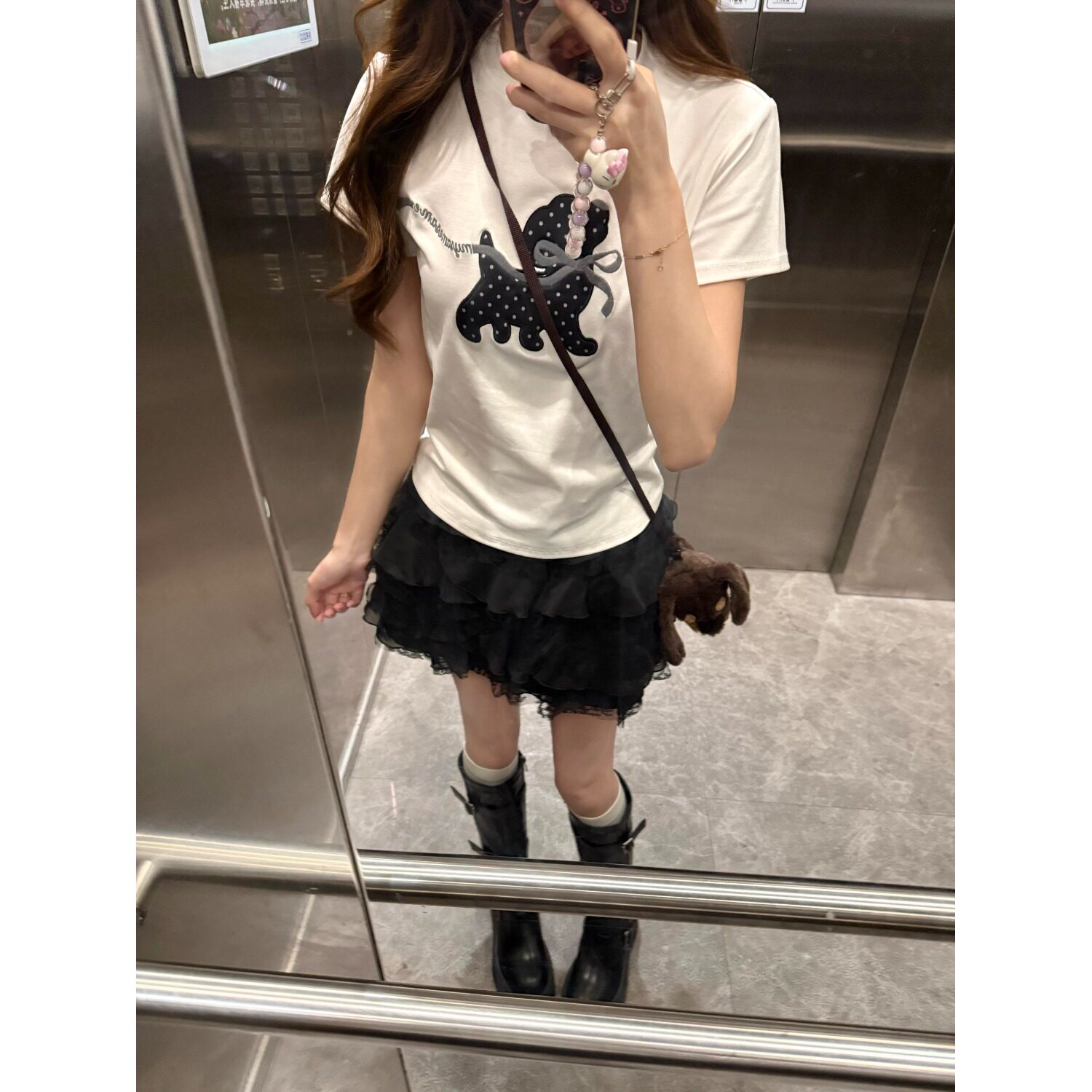纯棉波点小狗刺绣修身短袖T恤女