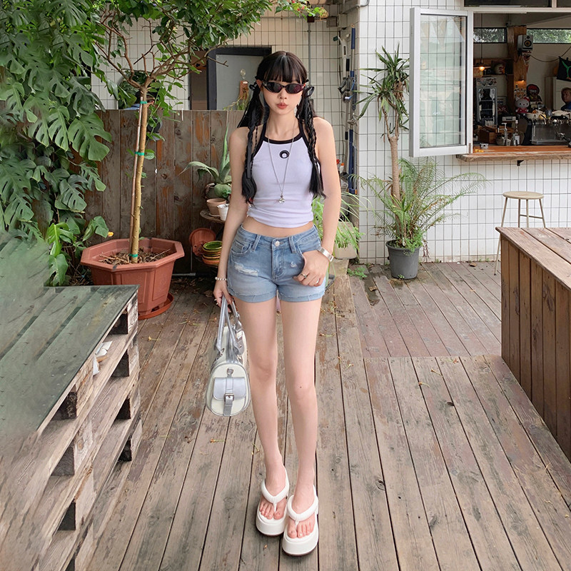 漫雀度美式浅色卷边牛仔超短裤女夏薄款新款破洞低腰辣妹包臀热裤