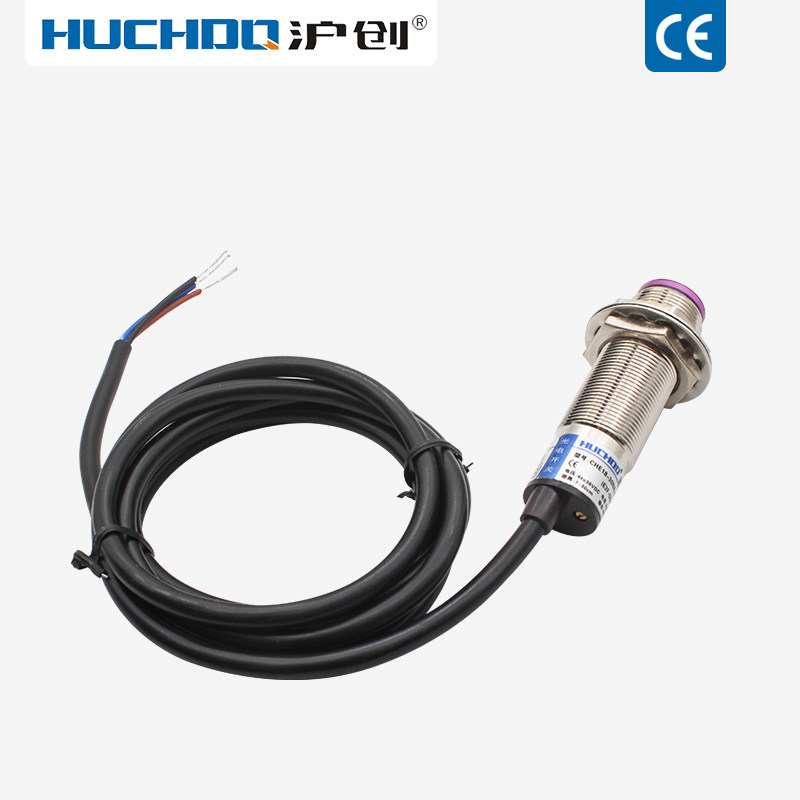 红外线感应漫反射光电开关E3F-DS30C4/C2/P1/P2/Y1三线NPN常开24V