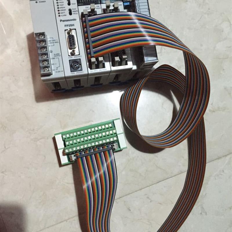 * 松下PLC 连接线 FP2-PP2/22/4/21/41/PP42/C1D AFP0H-C32ET询价