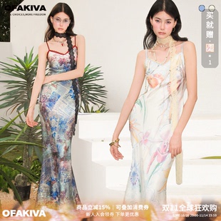 OfAkiva“植物学者”图鉴印花吊带连衣裙女斜裁外穿长裙