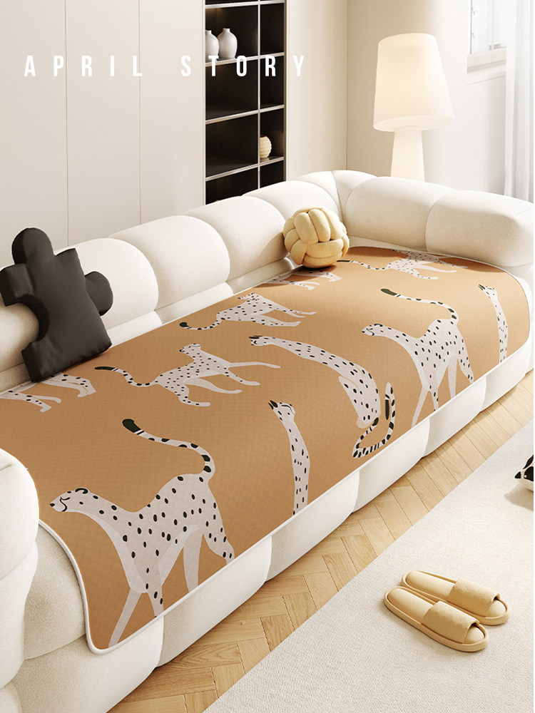 2025新沙发垫夏季沙发垫固定防滑冰丝垫无障碍豪华高端感普遍适用