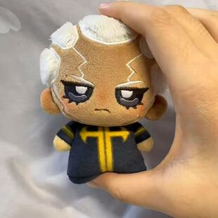 原创JOJO的奇妙冒险普奇神父属性10cm印花体努努棉花娃娃挂件