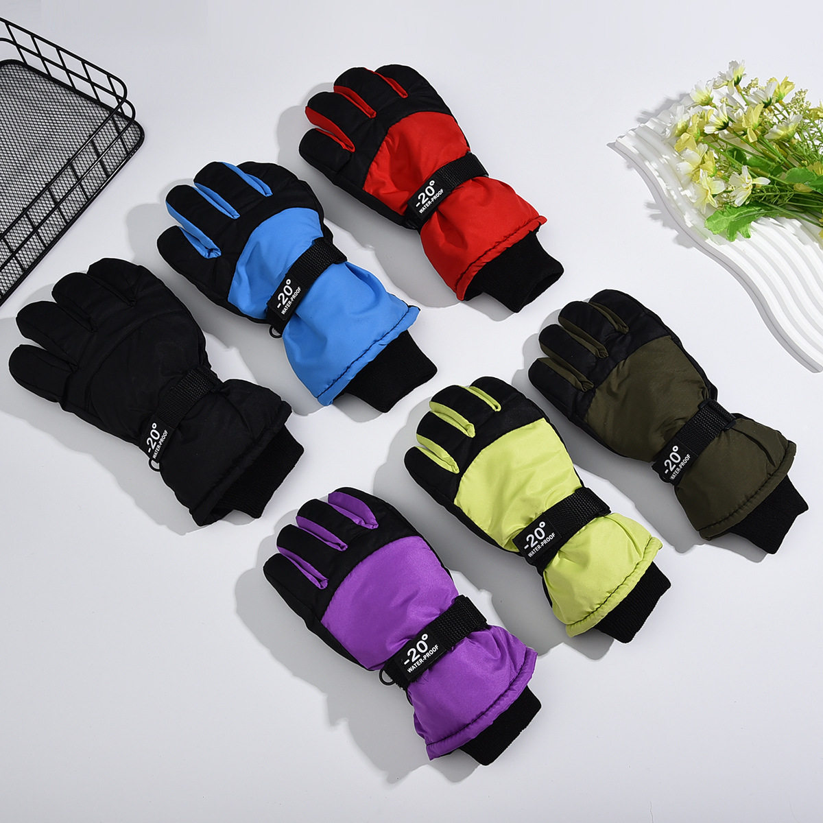 新款儿童滑雪手套冬季户外运动加厚款防滑防水分指登山保暖手套,户外/登山/野营/旅行用品,滑雪手套,淘宝优惠券,粉丝福利购,淘宝优惠卷