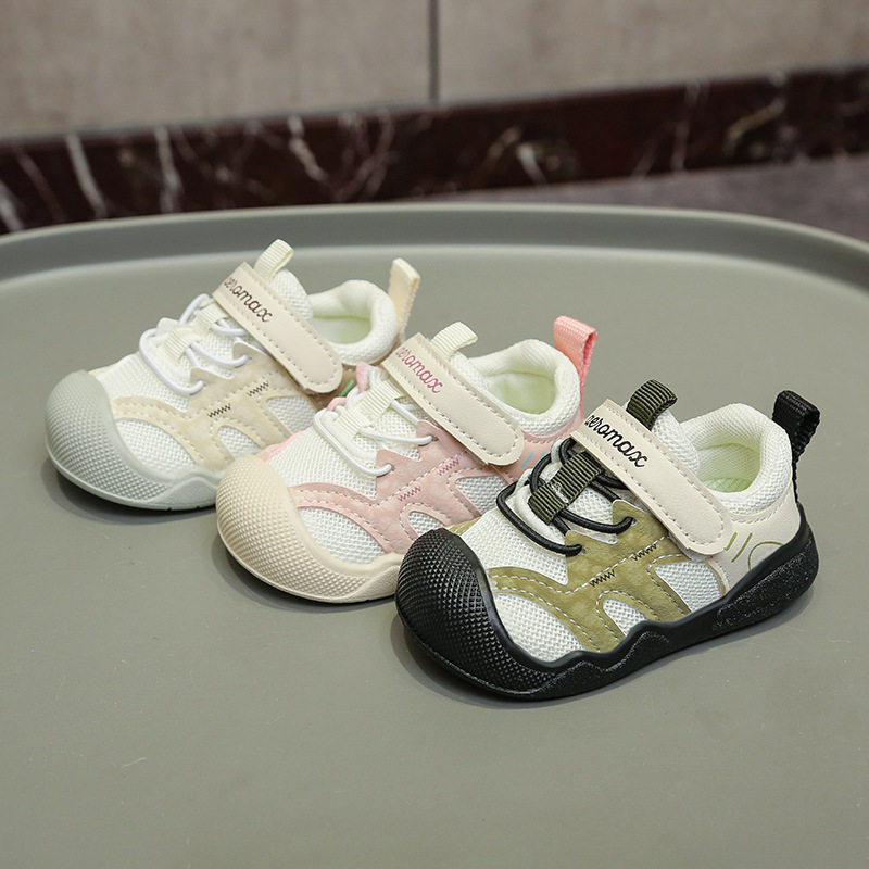 女童凉鞋女款2026新款今年流行爆款夏薄款儿童鞋子1到3岁可踩水