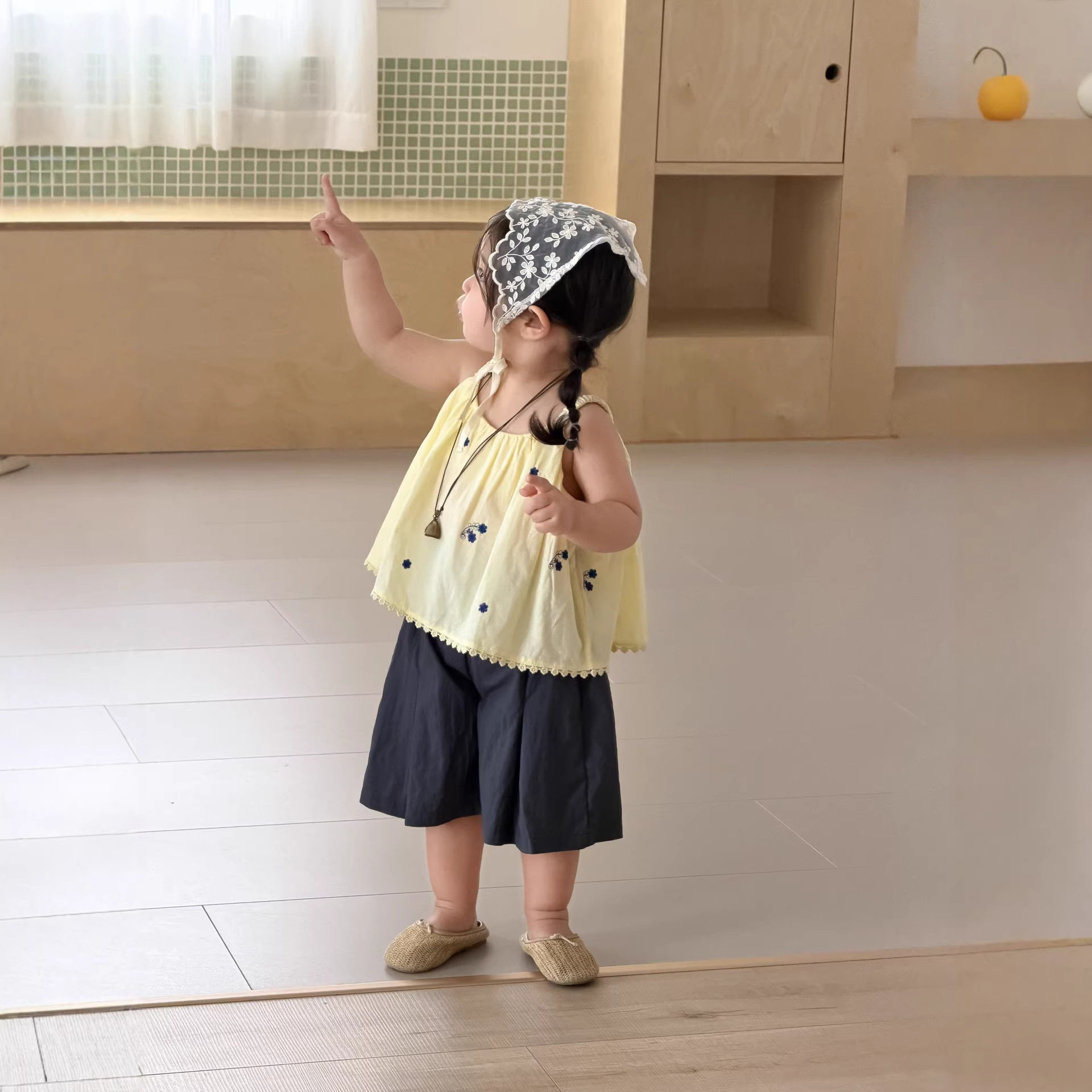 【那子】女童宝宝吊带背心娃娃衫上衣休闲短裤夏季小女孩洋气套装