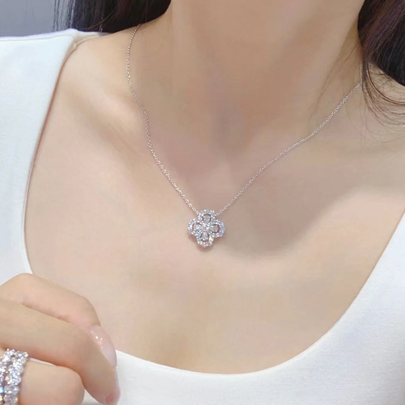 奥米迪奥白钻满钻四叶草项链纯银女款轻奢小众花朵锁骨链颈链新款