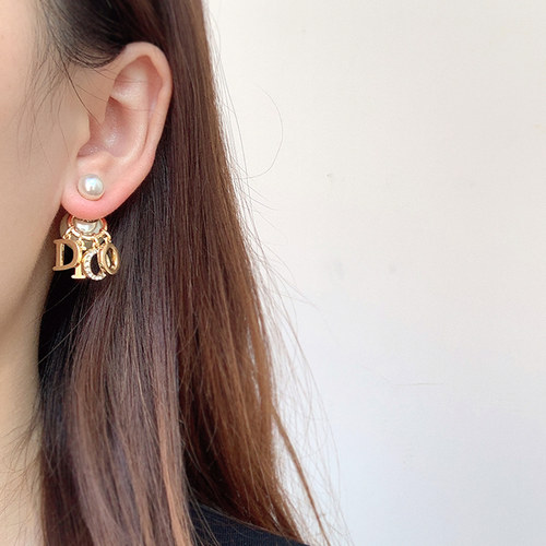 奥米迪奥流苏D珍珠耳钉韦雪同款