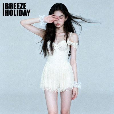 breezeholiday连体裙式泳衣高级感蕾丝花边纯欲风度假温泉泳装