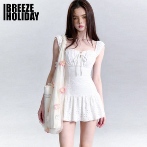 breezeholiday连体泳衣女简约纯欲度假水上乐园遮肚显瘦绝美泳装