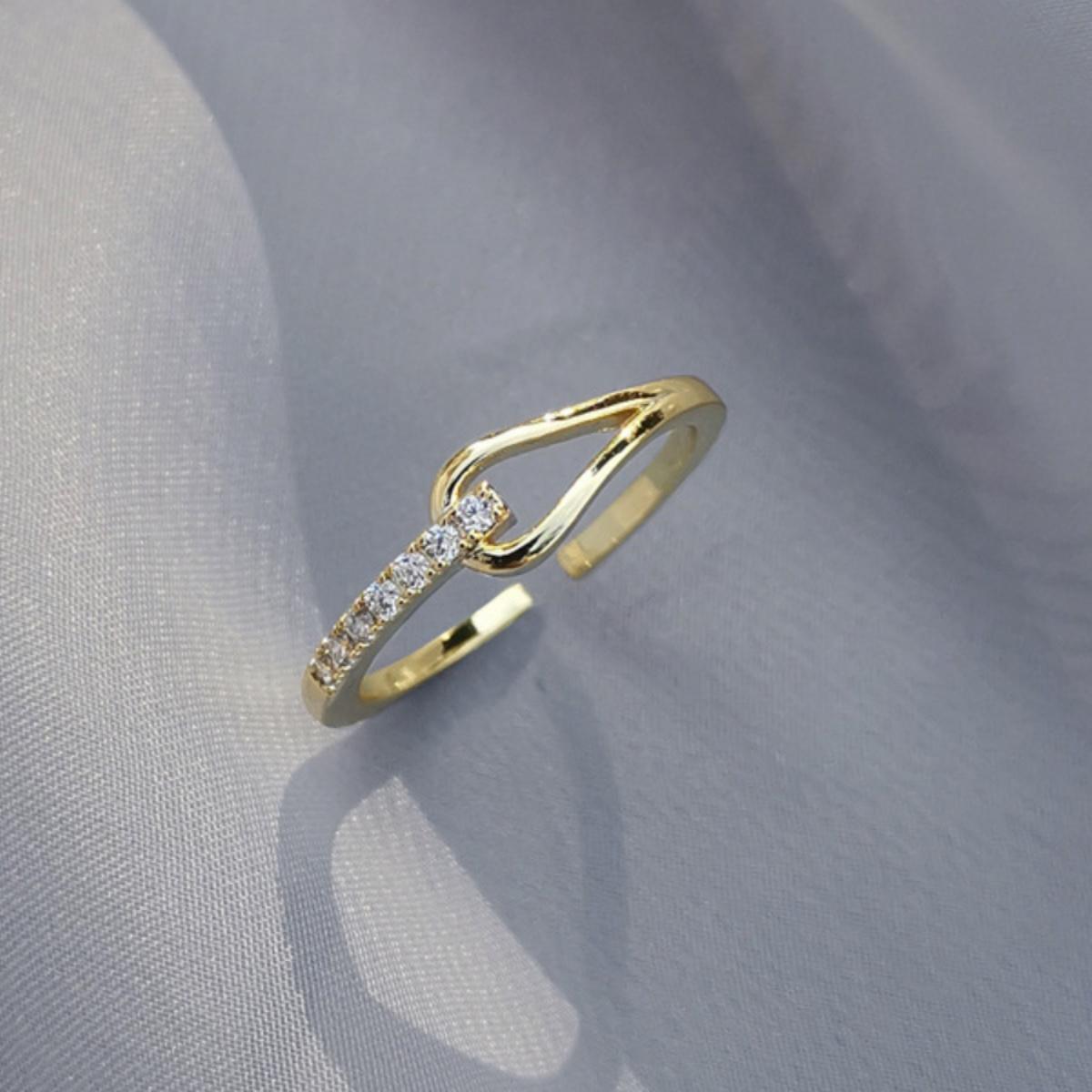 奥特莱斯专柜低价折扣18K